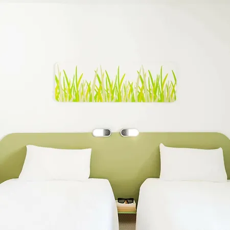 Ibis Budget Fontainebleau Hotel 2*